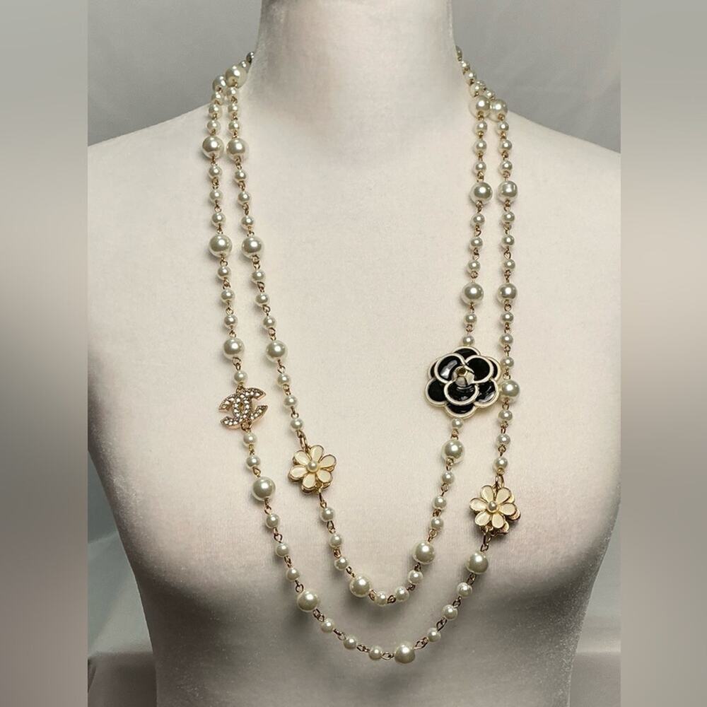 Pearl & Gold Flower Necklace Simulated Faux Pearl Strand Layers Chanel extender - Picture 1 of 10